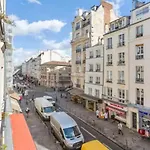Amazing 2 Bedroom Parisian Flat