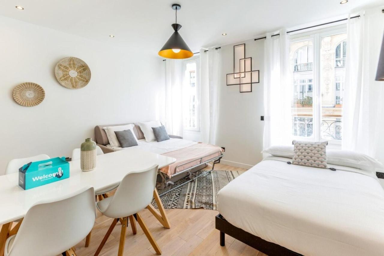 Amazing 2 Bedroom Parisian Flat