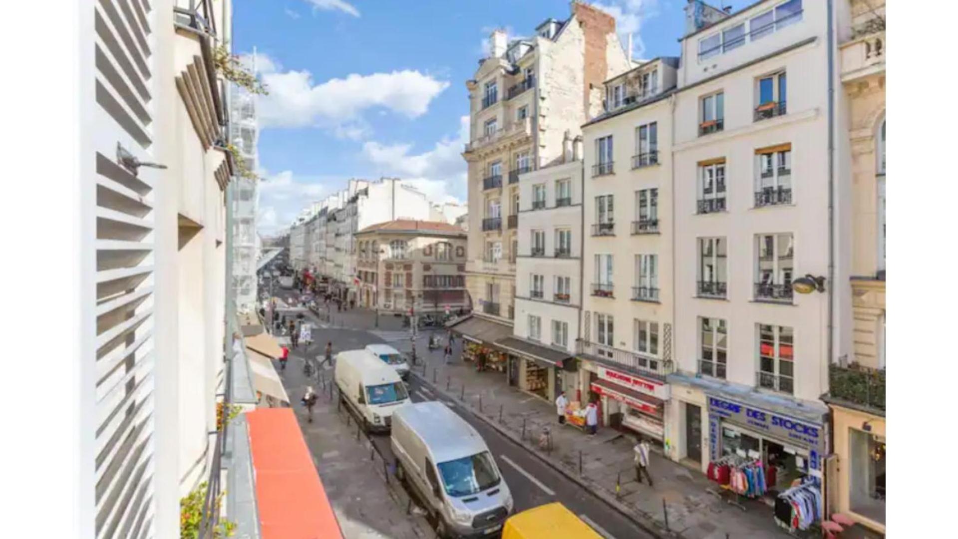 Amazing 2 Bedroom Parisian Flat Paris